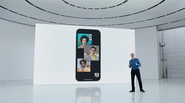    iOS 15ʽl(f)״c׿֙C(j)ͨ